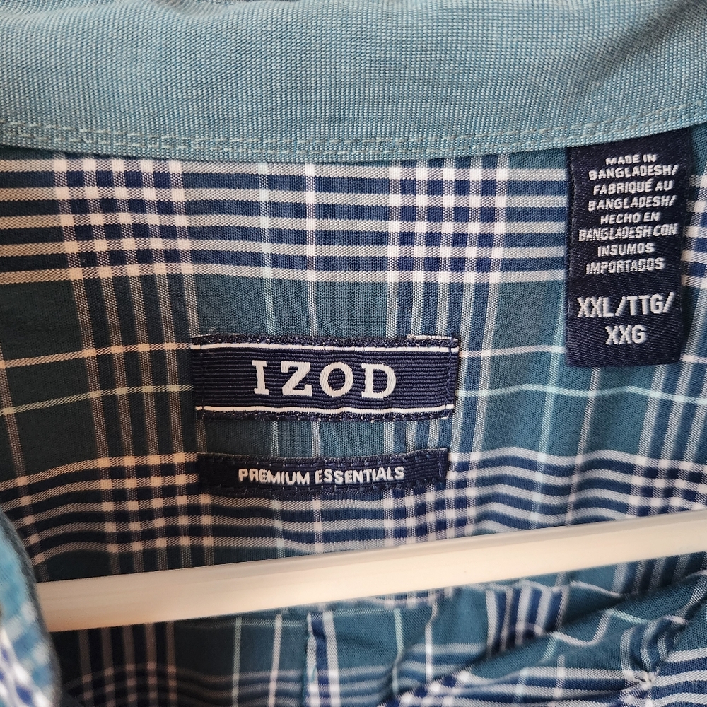 3 Izod Premium Essentials Button Ups - image 2